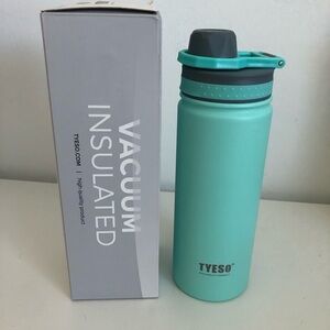 TYESO Teal Vacuum Insulated Bottle
